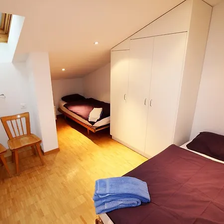 Haus Cristal סאס פה